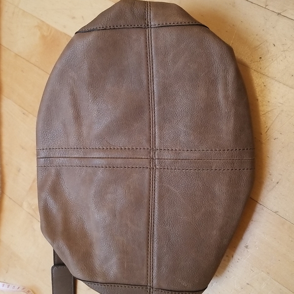 Banana Republic 100% Cow Leather Shoulder Crossbody Bag. - Picture 7 of 7